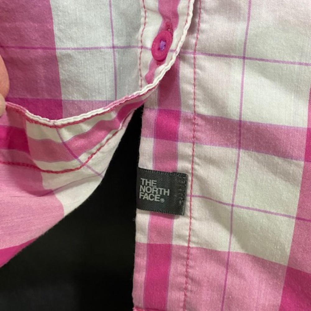 The North Face Pink Plaid Shirt Size Medium - Picture 3 of 13